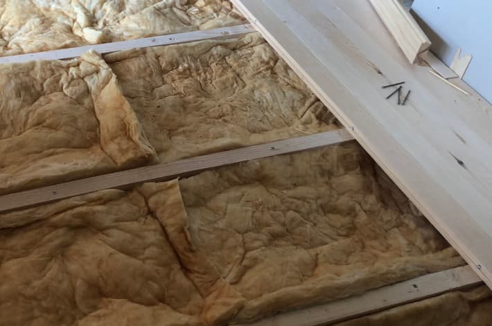 Roof glass wool